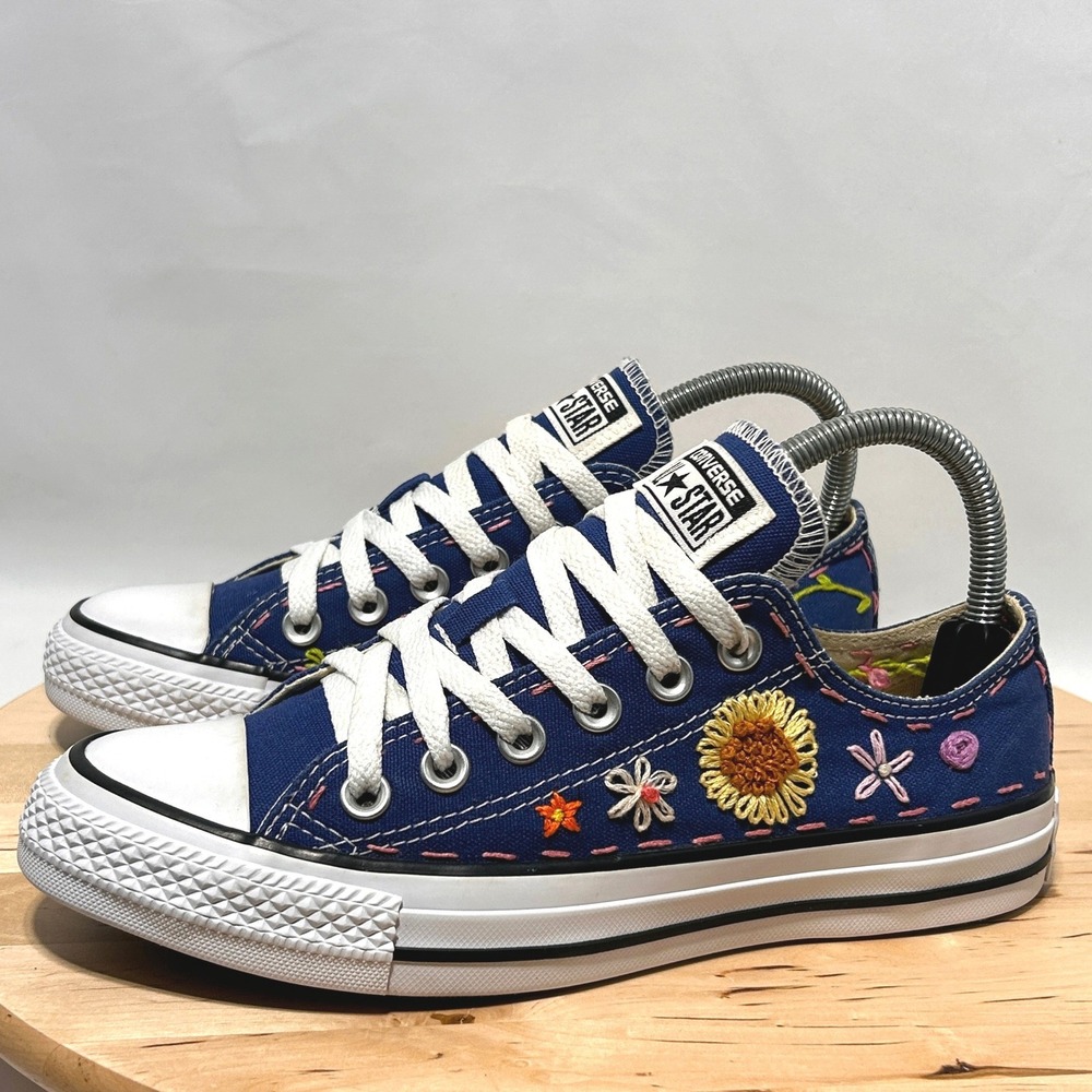 Converse Chuck Taylor Custom Embroidered Low Top Sneakers NWOT - Size 7W/5M - Picture 4 of 9
